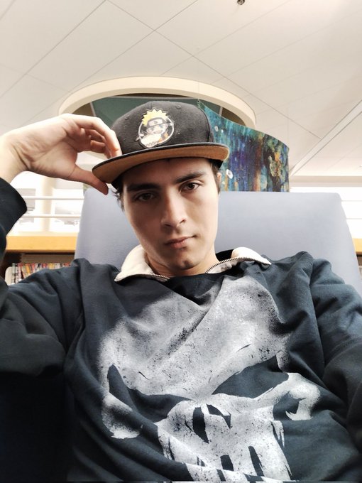 Bored so why not another selfie  let me know what y'all think 😅 https://t.co/KsLWEcNcYn<a href="/tag/feminist"class="tags"><span>#feminist</span></a>