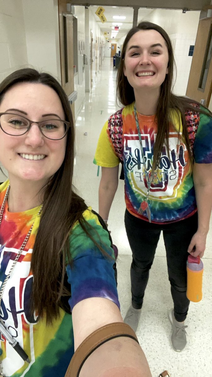 KayHyphenLee95's tweet photo. Twinning for Tie Dye Tuesday to promote #Inclusion and #Belonging for #InclusiveSchoolsWeek #FCPSWeBelong https://t.co/mowTTwyAc7