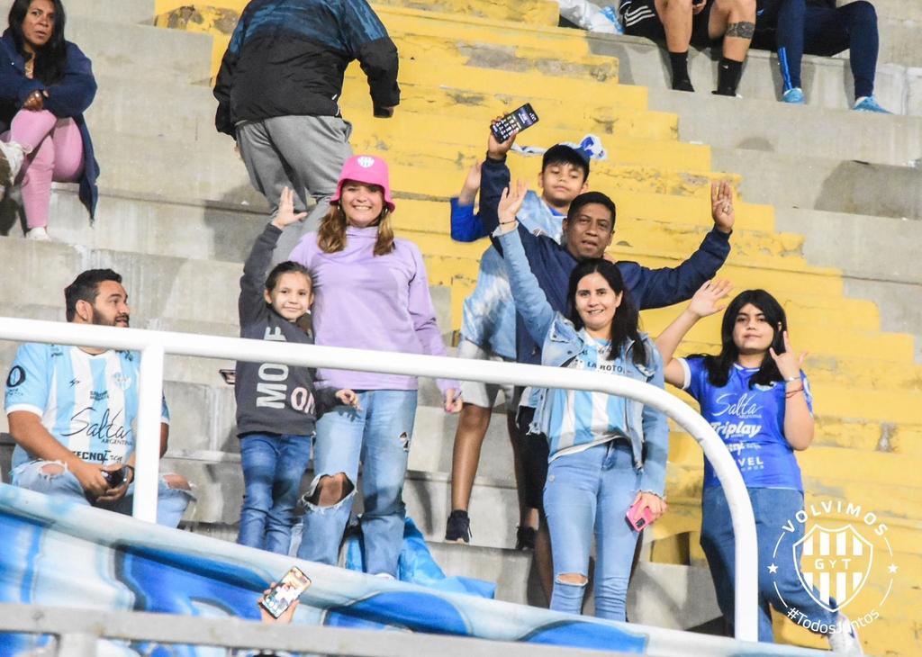 Con la flia y el albo!