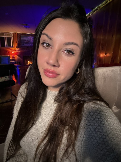 Live now on twitch  Link below ⬇️ https://t.co/iubd4JAnzQ