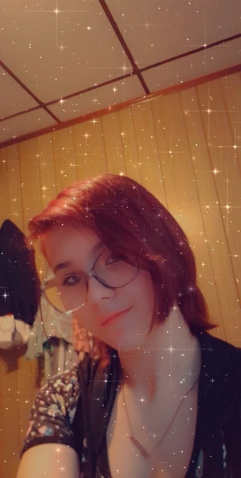 ticcing_jupiter's tweet image. One of my alters, Ash, helped pick out most of the outfits here! 

#dissociativeidentitydisorder #DID #didalter