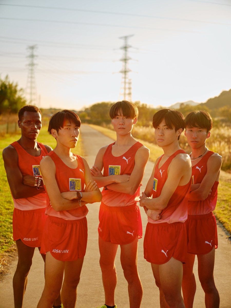 PUMA_JPN's tweet photo. 「#FOREVERFASTER」を体現する学生駅伝の強豪校「城西大学 男子駅伝部」とパートナーシップ契約を締結🤝
ビジュアルでは、駅伝ランナーの襷への想いを込めた4モデル「EKIDEN RUSH PACK」を着用👟
➡️https://t.co/xvzrel7KvS
@josai_ekiden
#城西大学
#PumaNitro
#FastR2
#プーマラングラム #PUMAFAM https://t.co/T6mGwxmMIL