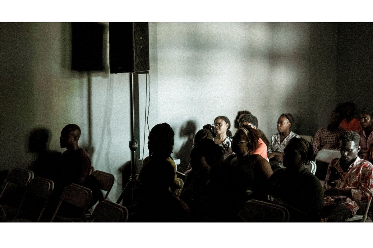 “Naomie” le film de Dumas Maçon dénonçant la domesticité en Haïti a été projeté aujourd’hui à Kitmédiathèque dans le cadre de la 5e édition des Rencontres du Documentaire en Haïti.

Revivons ce moment à travers ces images.
#RDD2023 #RDD5ANS
<a href="/IFHpap/">IF Haiti</a> <a href="/FOKAL_Ayiti/">FOKAL</a> <a href="/kitmediashaiti/">KitMédias</a>