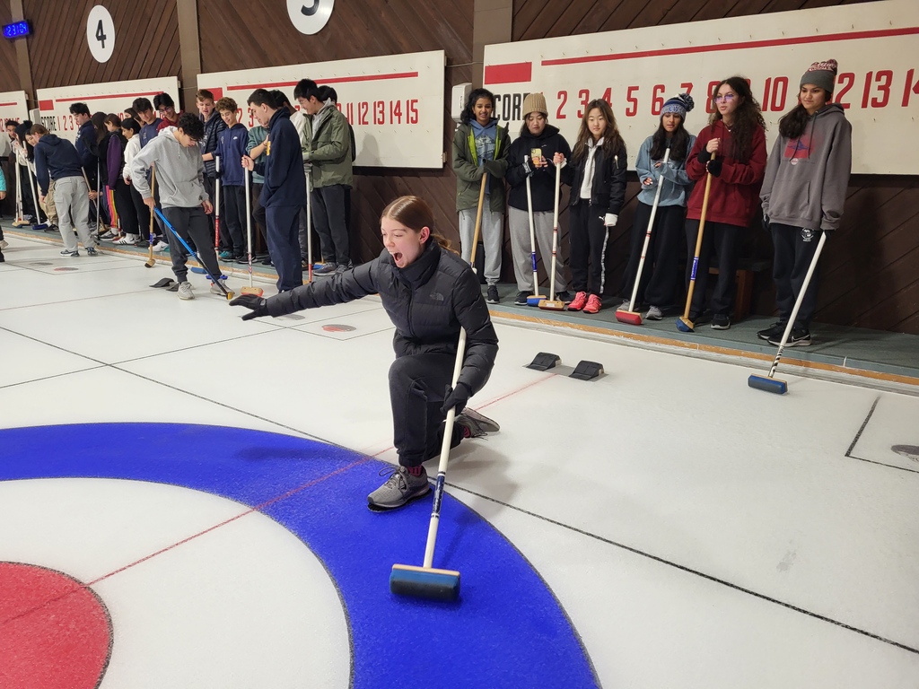 DCDSchool's tweet photo. The Honors Physics classes visited a curling club in Windsor, during a fan-favorite field trip. They were treated to an engaging lesson, enjoyed some friendly competition with their peers, and gathered valuable data for their class lab. #DCDSFun #DCDSAcademics https://t.co/lkxV4rqsaq
