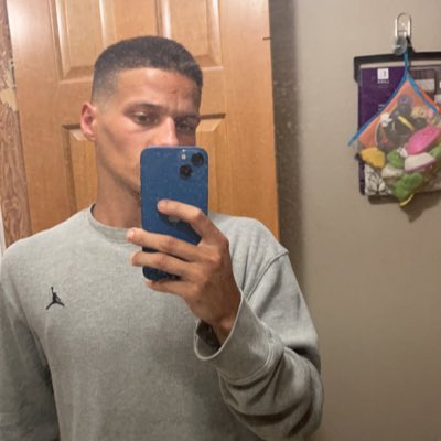 MooreMoney06's tweet photo. #NewProfilePic https://t.co/QTPBTWiHIQ