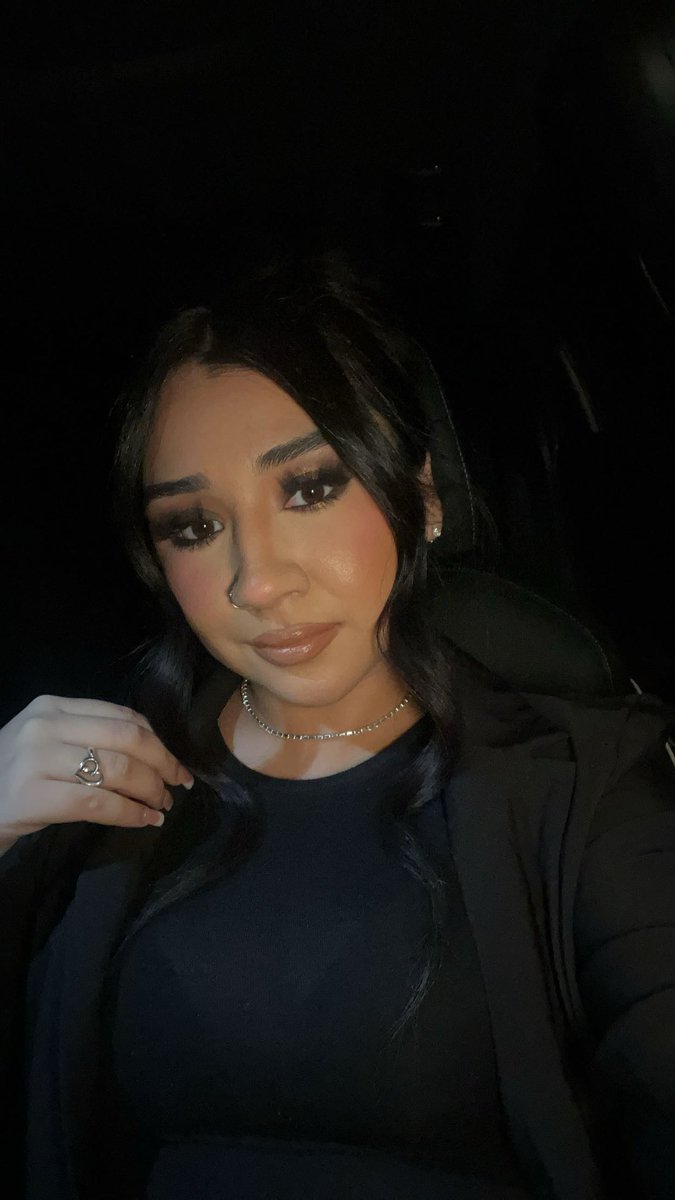 amayapadillaa's tweet image. #NewProfilePic + 1