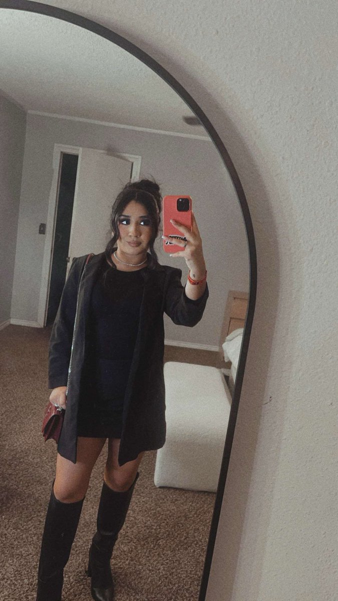 amayapadillaa's tweet image. #NewProfilePic + 1