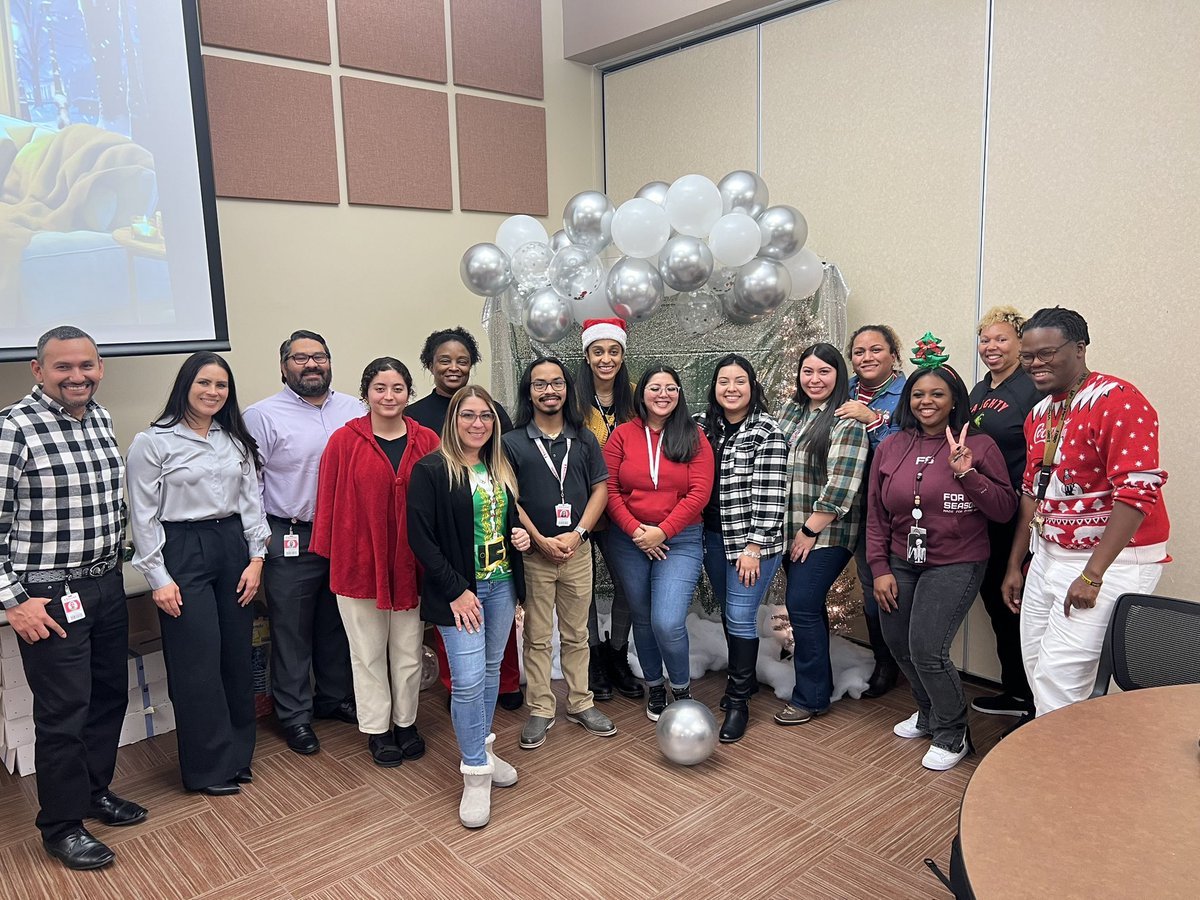 Winter #AldineOC Event ❄️⛄️ Because of your hard work and support more students are being impacted with excellent educators while building a teacher pipeline. Thank you! @drgoffney @AldineISD @OOT_AldineISD @adbustil @GabySierraEdu @silviascheirman