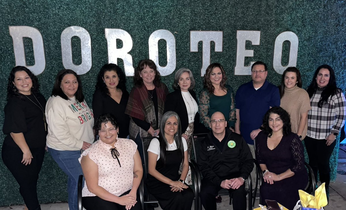 Thank you Dyslexia Teachers for joining us for our Department Christmas Dinner…@McAllenISD