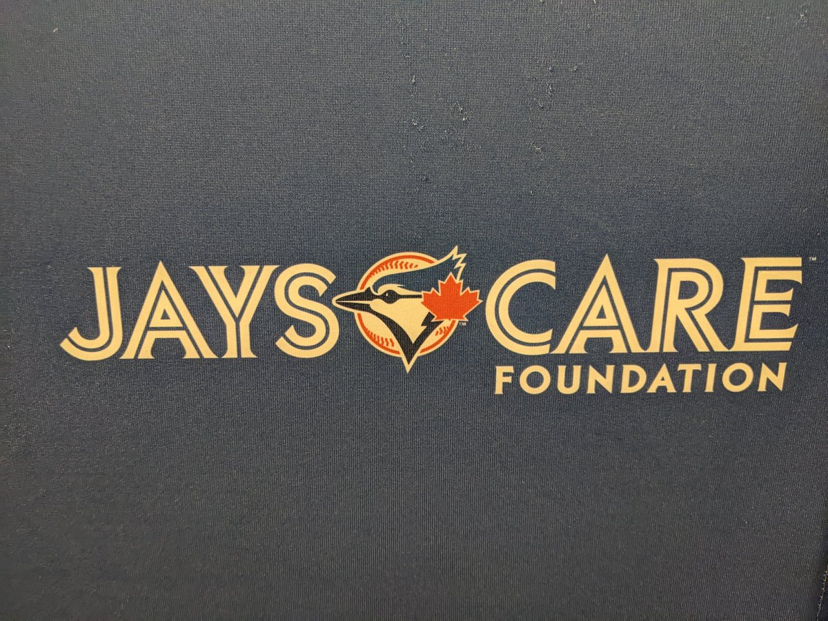 vic13h's tweet photo. Our 💕 hearts 💕 are exploding by the generosity and love of @JaysCare. Today, we chose 200 books to share with the @WestOak  school community. Let's #turnthepage! 📚📖 https://t.co/YZK5OKghPC