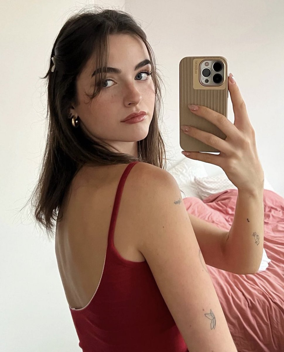 jrodaline's tweet photo. romanticizing this little white bows ౨ৎ https://t.co/sNmut97QMA