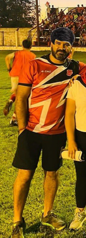 Nos llegan fotos de lo que le alcanzo a la barra de Talleres para comprar con las recaudaciones…
La peluca para el Dt.
El gary beil Cerini 🤣🤣
<a href="/RodriiVillaruel/">Rodri ⚽</a>