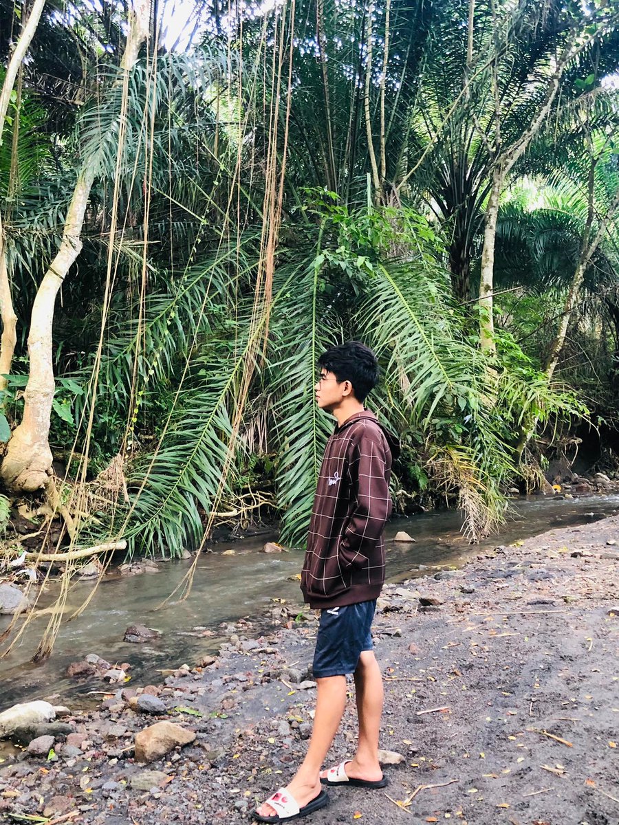 RhenzJerry's tweet photo. Nature is not a place to visit, it is home🏞️ https://t.co/kTwiHMzs1P