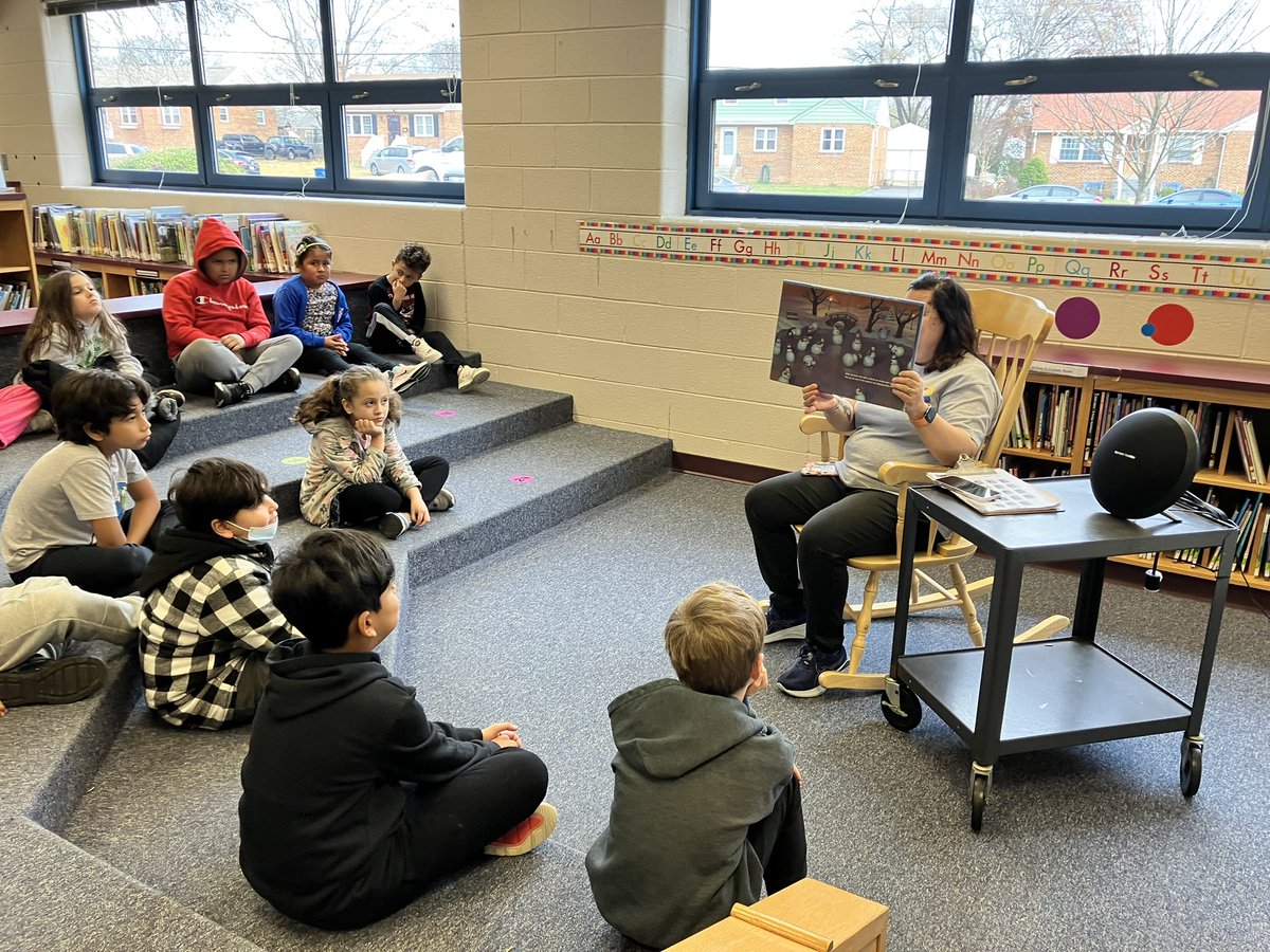 Ms. Spino tweet media