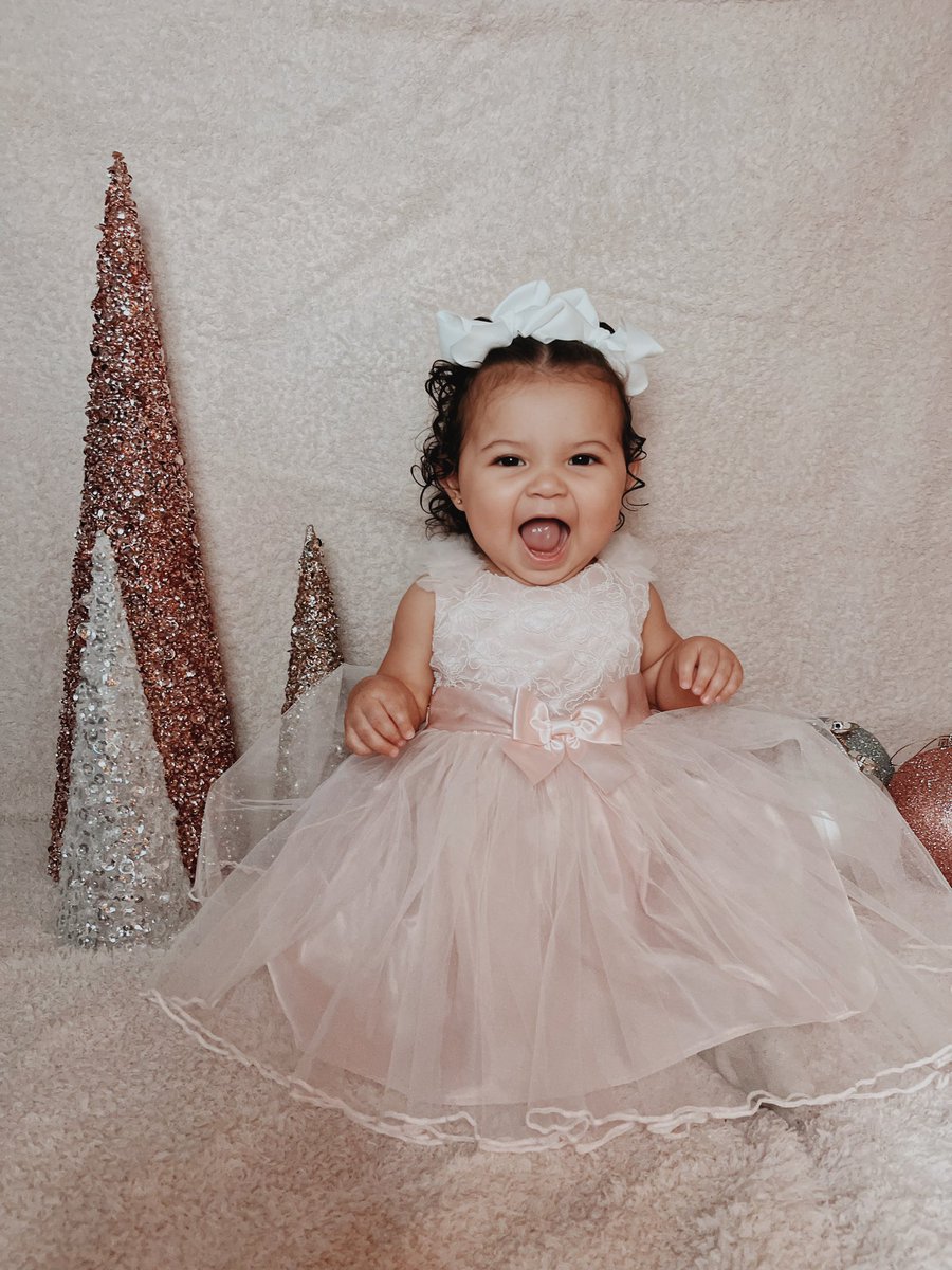 malvarez94's tweet photo. Life wasn’t complete until you came into our lives sissy girl 💖 Happy Birthday to my baby. My dramatic queen. My little best friend 🥹 https://t.co/xBbCJXodCu