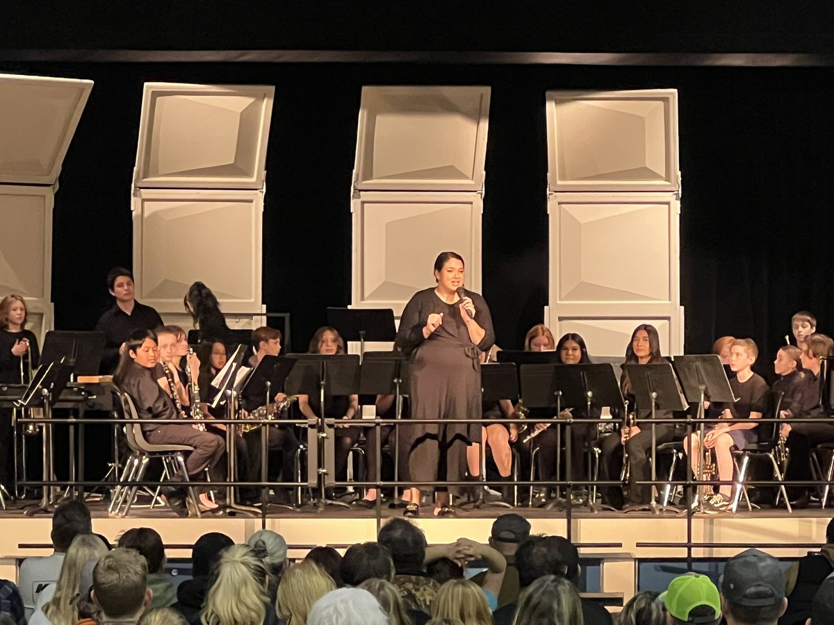 Packed house at the Thunder Mountain MS band concert!