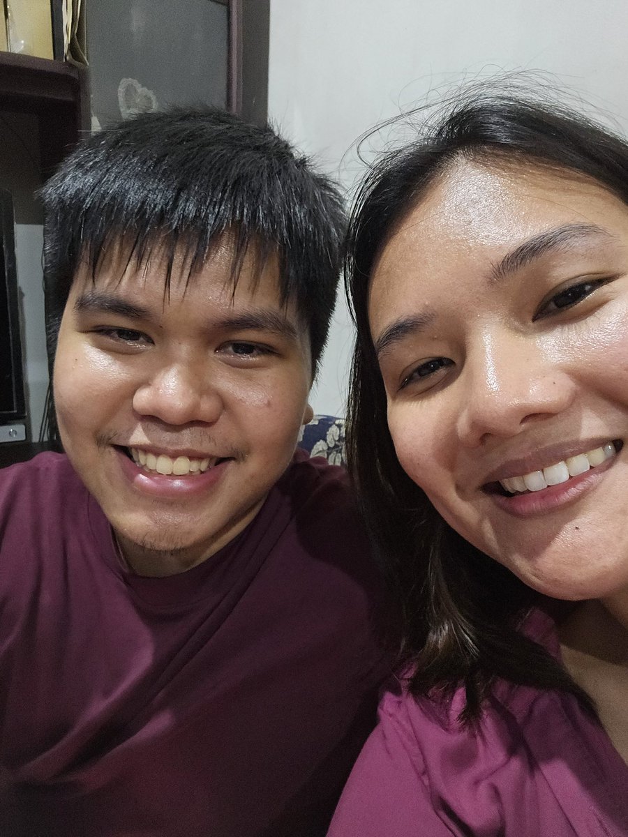 VictoriaVherona's tweet photo. 6 and a half year with this persoooon!!!! @PaulAgcaoili5 https://t.co/8aDTF8hlGV