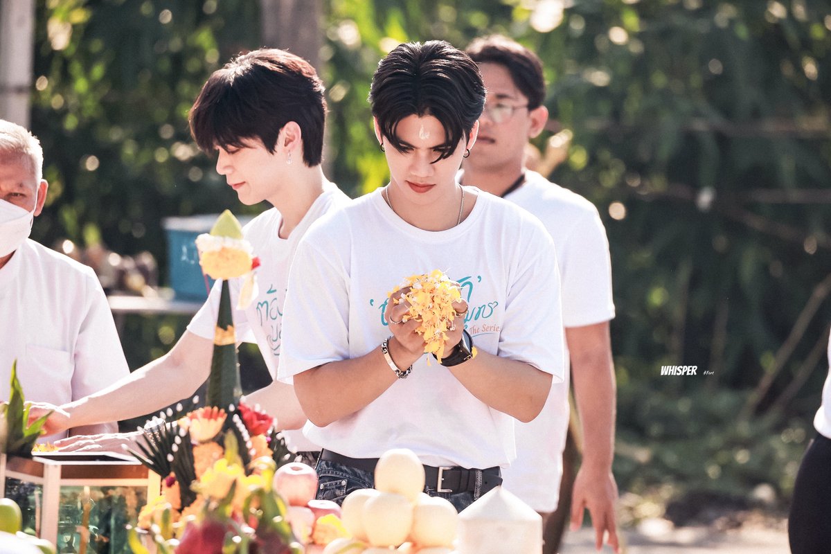 Whisper_fort's tweet photo. #บวงสรวงต้องรักมหาสมุทร
#FortFTS #ComeFortZon
#FortPeat 
𝟏𝟐𝟎𝟔
💐🙏💐

@fort_fts https://t.co/xvrFTcYgYJ