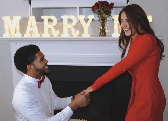 chanelcporter's tweet photo. The easiest ✨YES✨ of my life!! 

WE’RE ENGAGED💍❤️ @T_mozie https://t.co/pibol8L4P3
