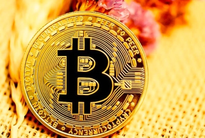 ElonKizid's tweet photo. Bitcoin phá mốc $44K, vượt Meta về vốn hóa, lọt TOP 9 tài sản có giá trị nhất toàn cầu #Cryptonews #Cryptocurency #Binance #BTC https://t.co/0Olmo4U4jv