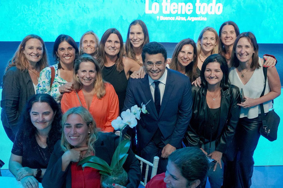 DavidColladoM's tweet photo. ¡Con la mira en los 10 millones de turistas! 🇩🇴🫡Decididos a seguir reforzando nuestra promoción turística llegamos a Argentina a presentar nuestra oferta a más de 350 agentes de viajes y tour operadores. https://t.co/CD3w2p2Iza