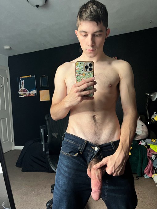 do you like the veins on my fat cock? https://t.co/J688rHuu1c<a href="/tag/folsom"class="tags"><span>#folsom</span></a>