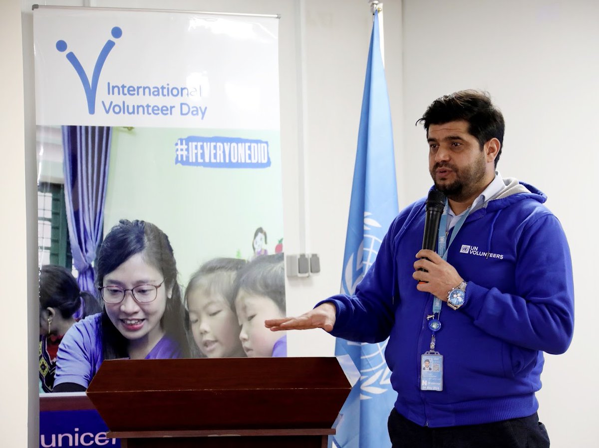 Habib_Abed1's tweet photo. Scanning the celebration of international Volunteers Day 2023 in Afghanistan.
Thanks to All Volunteers who have made the world a better place with their actions.
 تجلیل روز جهانی رضا کاران  و قدر دانی  از رضا کارانی که با عملکرد شان جهان را مکان زیبا تری ساخته اند
#IfEveryoneDid https://t.co/Xy3nxHUoq3