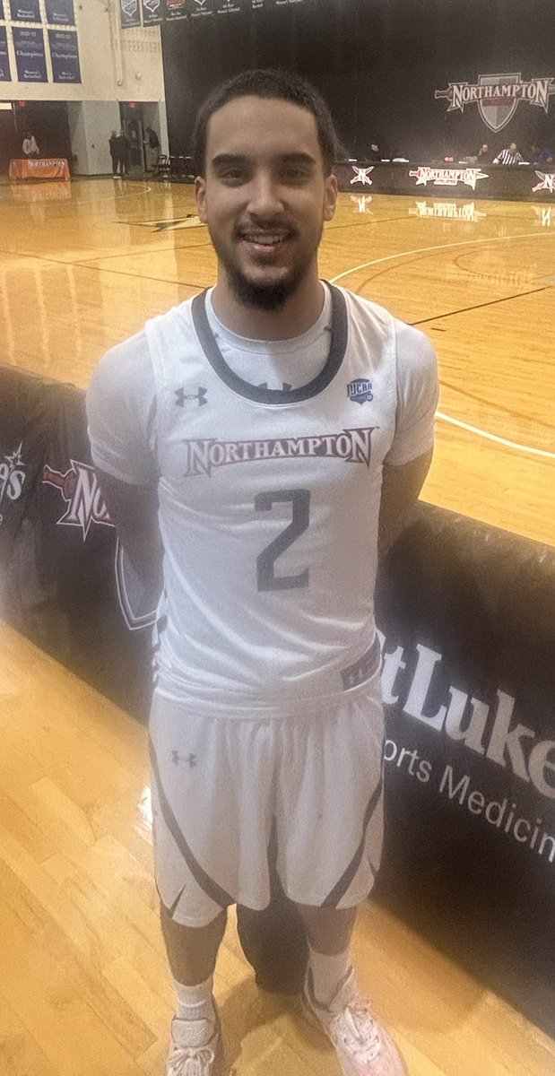 LLRebelsPA's tweet photo. Solid performances from former @LLRebelsPA and current @NCCAthletics basketball players Nate Rivera and @m1les_jr in a win vs Delaware CC. CJ earned player of game honors with game high 22 pts and Nate was on 🔥 in first half finishing with 13. #REBELSFAM #REDSELECT #TFRFAM https://t.co/vS0LxE8Z9l