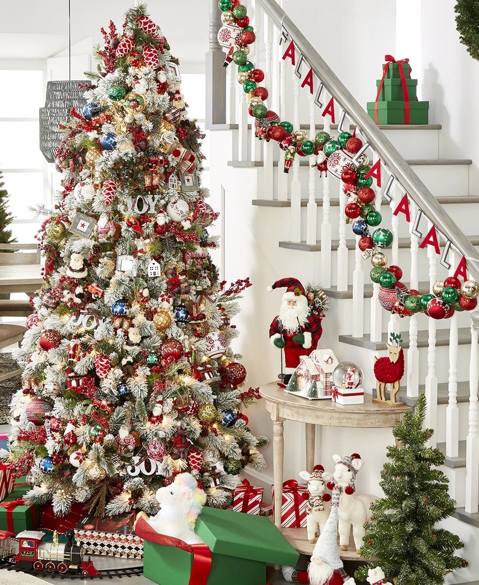 TmillyNFT's tweet photo. Best time of the year is right around the corner! #Christmas #Family #Holidays https://t.co/O8Ioo37XS5