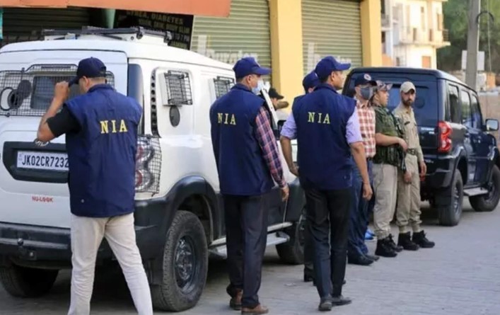kashmirnew1's tweet image. Incriminating material recovered during raids: NIA
#HybridTerrorists #OGWS #IncriminatingMaterialRecovered #NIARaids #LET #JEM #HM #JKFF
kashmirnewshighlights.com/2023/12/blog-p…