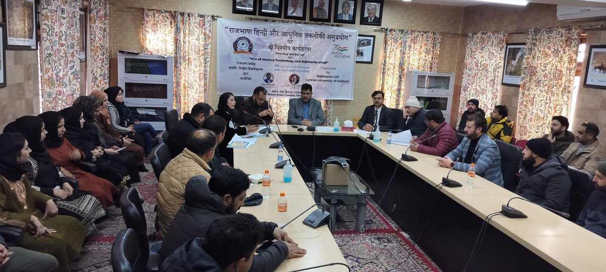 RisingKashmir's tweet image. #Workshop on ‘Use of Tech and Rajbhasha Hindi’ #concludes at #CUK

@cukmrofficial

risingkashmir.com/workshop-on-us…