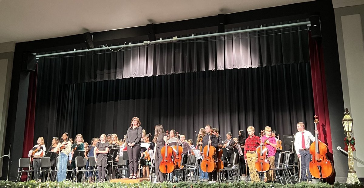 Collierville Middle tweet media