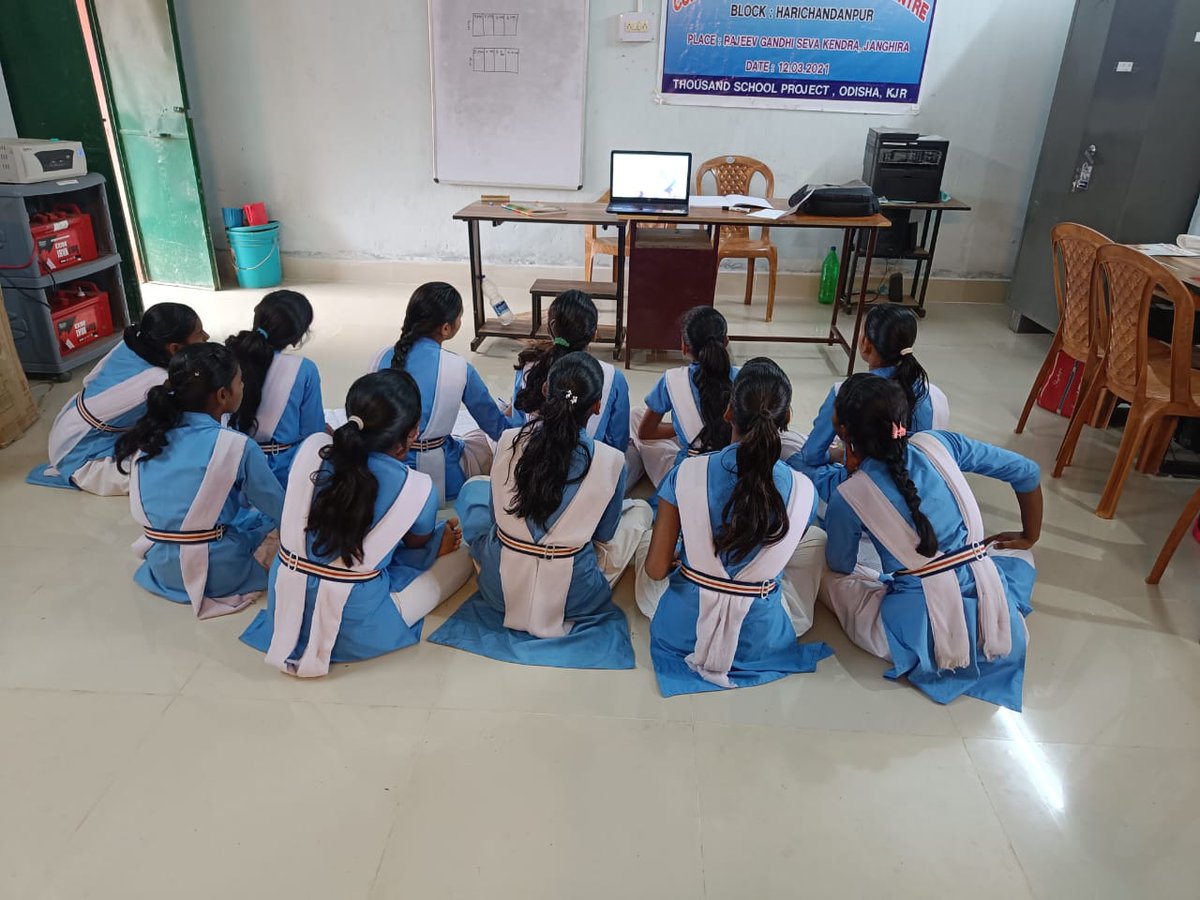 Aspire_India_'s tweet photo. 🌟Exploring new horizons with innovative ideas in pilot and computational classes... ✨Igniting curiosity and pushing boundaries!
✨Elevating education to new heights!
#AspireIndia #educationforall
#LearningInnovation #PilotClass #ComputationalEducation" https://t.co/M0gv2tehv4