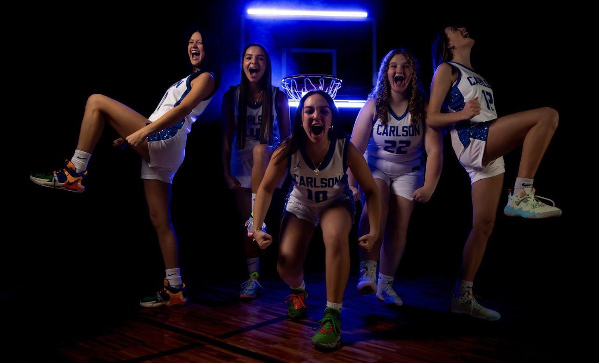 Special group of ladies, leading the way <a href="/CarlsongirlsBB/">Carlson Girls Basketball</a> 💙🤍