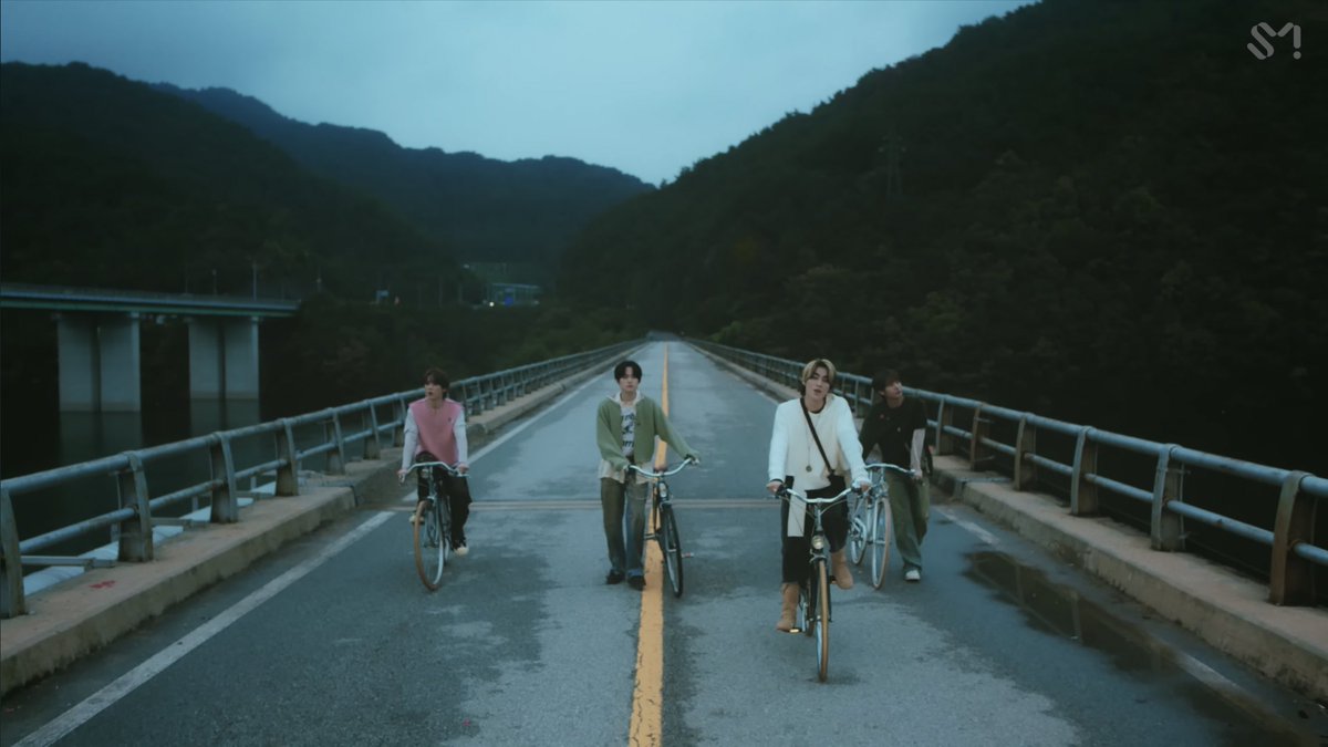 totheworld_9090's tweet image. [NCT LAB] NCT U 엔시티 유 '蓝洋海龟 (Marine Turtle)' MV

— youtu.be/K7cHPC3c3Jk

#NCTU #蓝洋海龟 #MarineTurtle
#NCTU_MarineTurtle
#KUN #XIAOJUN #RENJUN #CHENLE 
#쿤 #샤오쥔 #런쥔 #천러 
#NCT #NCTDREAM #WayV