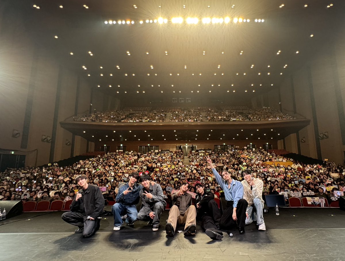 ＼ SF9 JAPAN FANTASY MEETING 2023 ～SF9 IS COMING TO TOWN～ ／
神戸昼公演終了!!📣

#SF9 と過ごす一足早いクリスマスは楽しんでいただけましたか??🎅💚
夜公演も楽しみましょう!!🥳🎈

🎫当日券販売中!!
sf9-official.jp/free/news/deta…

#FANTASY