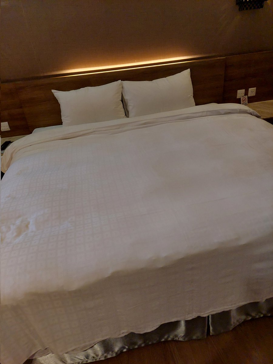 一個人的大床，誰來把我的腳舉高高呢
#斗南