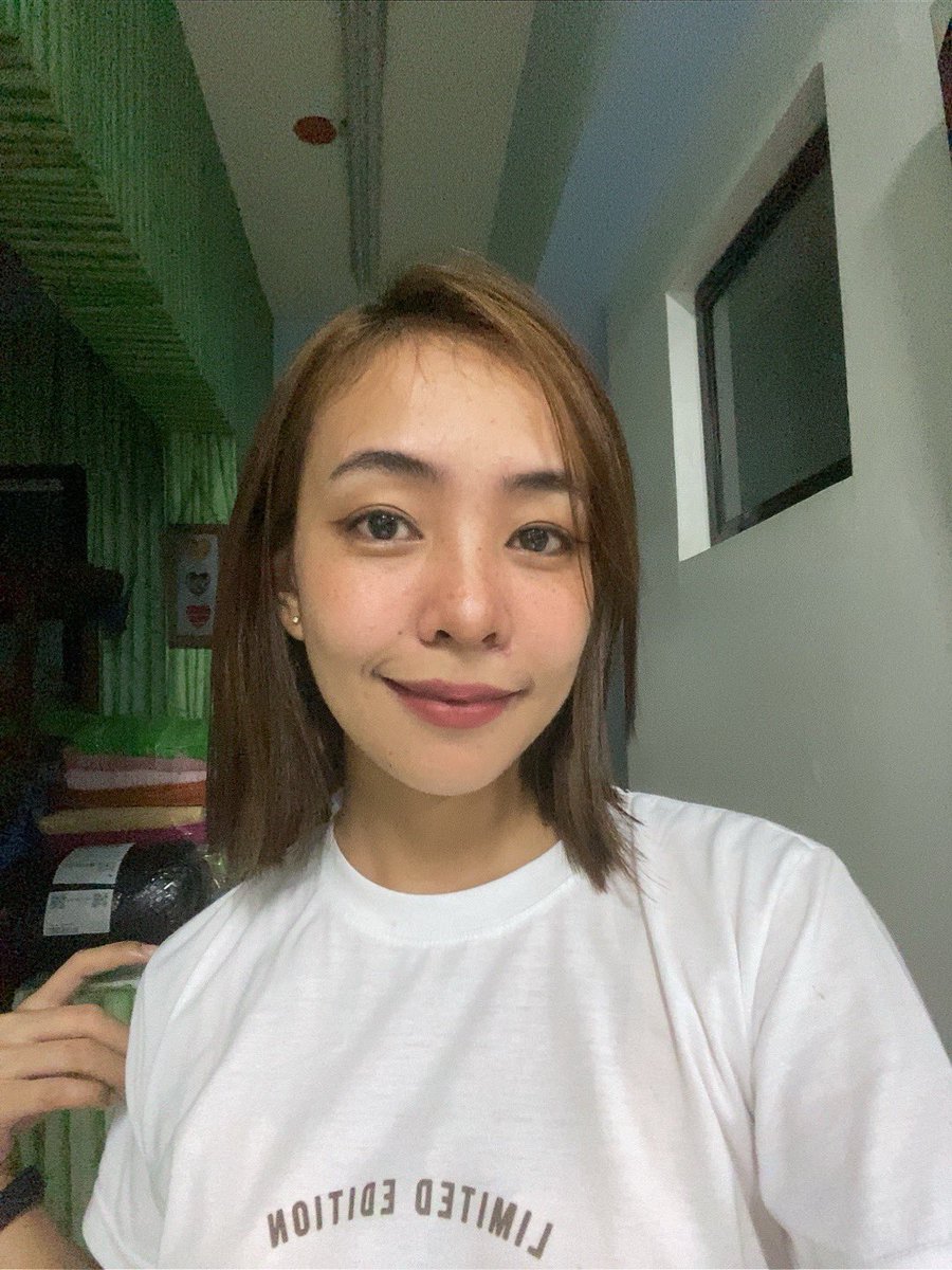 kelly_doscope's tweet photo. Fresh from the gallery😅😅 https://t.co/JtMNB0OZE9