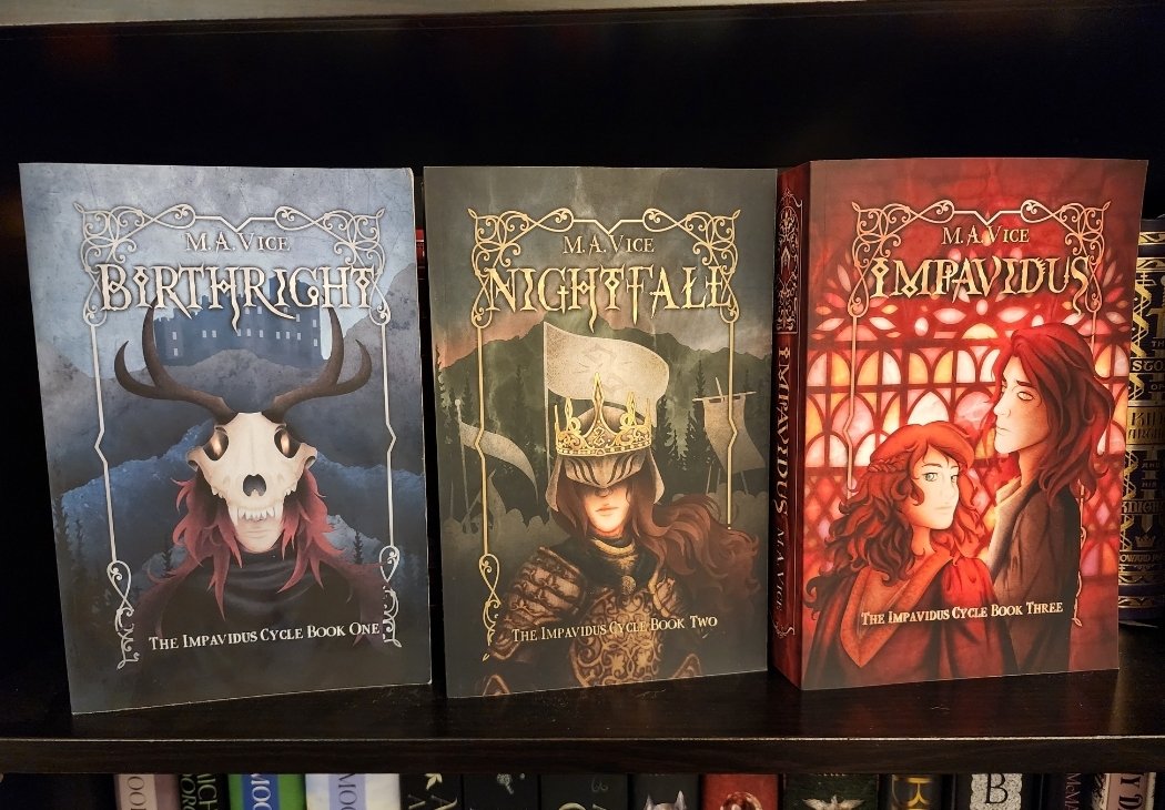 1mpavidus's tweet image. I finished my fuckin trilogy baybeeeee!!!!!