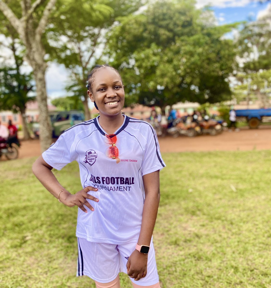 Nawanyagaglori1's tweet photo. @BldgTomorrow @ssewaraymond001 I took part in the Girls Football Tourment Organised by @BldgTomorrow fellows in Jinja, Iganga and Kamuli 🥰

#thrend https://t.co/VuDiScMAi3