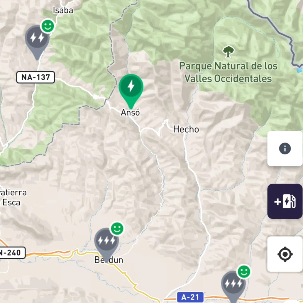 ⚡ ¿Sabes que #Ansó cuenta con 2 puntos de recarga para #cocheseléctricos? Están en el aparcamiento de turismos 🅿️ junto al pueblo.

Puedes consultar la web de <a href="/electromaps/">Electromaps España</a> dónde se visualiza el estado del punto de recarga a tiempo real y los puntos más cercanos activos.