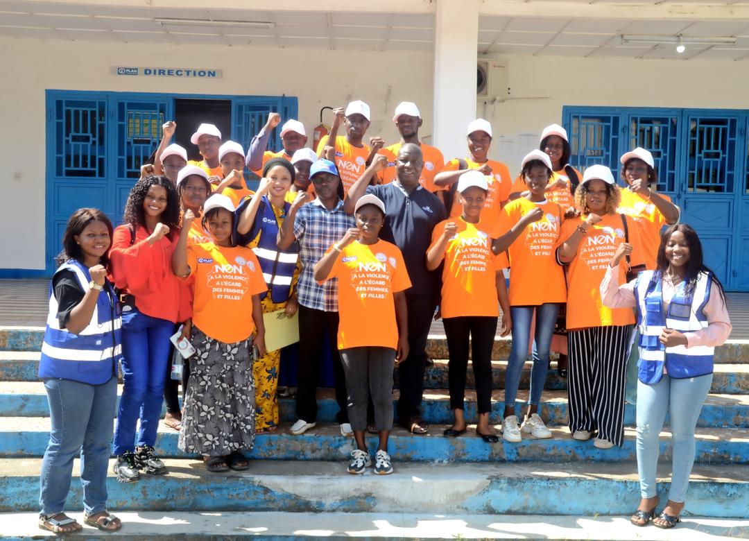 Le Panel Consultatif de la Jeunesse est en tournée à l’intérieur du pays pour les 16 Jours d'Activisme. Il s’agit d’une initiative ambitieuse visant à informer et sensibiliser les populations, particulièrement les jeunes, incluant étudiants et élèves ainsi que les communautés.