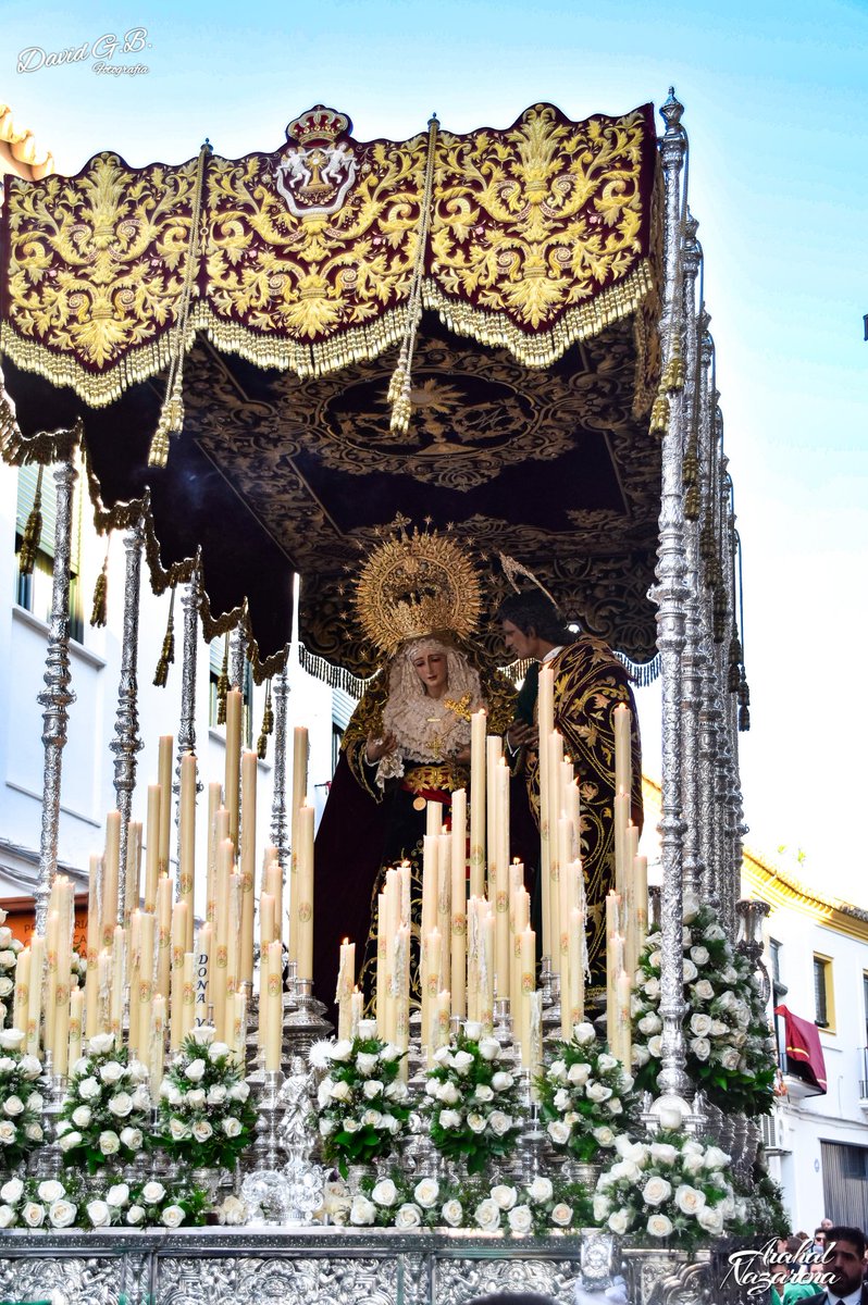 "El futuro pertenece a aquellos que creen en la belleza de sus sueños."

<a href="/HEsperanzArahal/">Hermandad Sacramental Esperanza Arahal</a>

Fotografía: David GB.