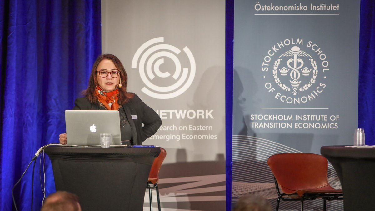 Stockholm Institute of Transition Economics (SITE) (@sitestockholm) on Twitter photo 🇺🇦 Supporting Ukraine: Frozen Assets and Strategic Narratives. 📣 Panel discussion with: 🔵 <a href="/AndersAhnlid/">Anders Ahnlid</a> 🔵 <a href="/TorbjornBecker/">Torbjorn Becker</a> 🔵 <a href="/a_plakhotniuk/">Andrii Plakhotniuk</a> 🔵 <a href="/KataFredheim/">Kata Fredheim</a> 🔵 <a href="/MartinKragh1/">Martin Kragh</a> and 🔵 <a href="/lilleberlin/">Maria Berlin</a> 🔗 SITE Development Day hhs.se/en/research/in… #DDSite #FREENetwork 🇺🇦 Supporting Ukraine: Frozen Assets and Strategic Narratives. 📣 Panel discussion with: 🔵 <a href="/AndersAhnlid/">Anders Ahnlid</a> 🔵 <a href="/TorbjornBecker/">Torbjorn Becker</a> 🔵 <a href="/a_plakhotniuk/">Andrii Plakhotniuk</a> 🔵 <a href="/KataFredheim/">Kata Fredheim</a> 🔵 <a href="/MartinKragh1/">Martin Kragh</a> and 🔵 <a href="/lilleberlin/">Maria Berlin</a> 🔗 SITE Development Day hhs.se/en/research/in… #DDSite #FREENetwork