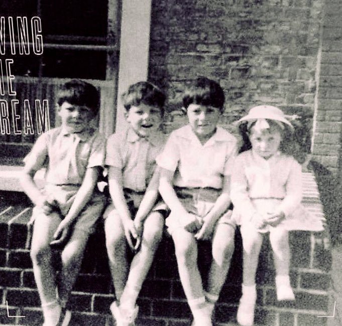 BestPaulSays's tweet photo. December 1963, A little snippet from my childhood memories.. #ScruffyKid #TheSixties #Santa #Christmas #Stories #Books #Fun #AdventCalendar #Family 

https://t.co/IcogZmLRPf https://t.co/qgyhOnb4Uy