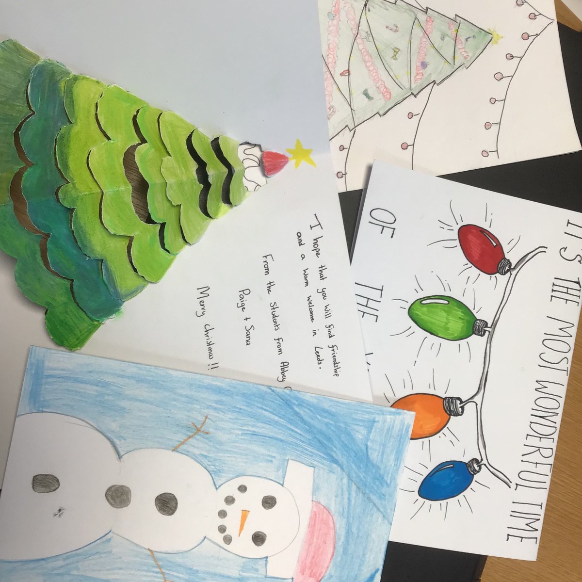 Our students are working with City of Sanctuary in Leeds and making Christmas cards to show our welcome to those seeking sanctuary in Leeds this winter. @Leedscityofsanctuary @Leedschurchinstitute