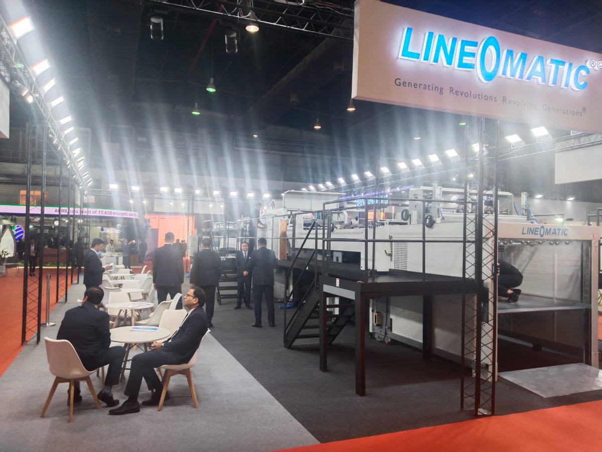 iamswadev's tweet image. First day at #Paperex
In this premier event, @lineomatic is showcasing the latest innovations in paper processing technology.

#lineomatic #paperconverting #sheeter