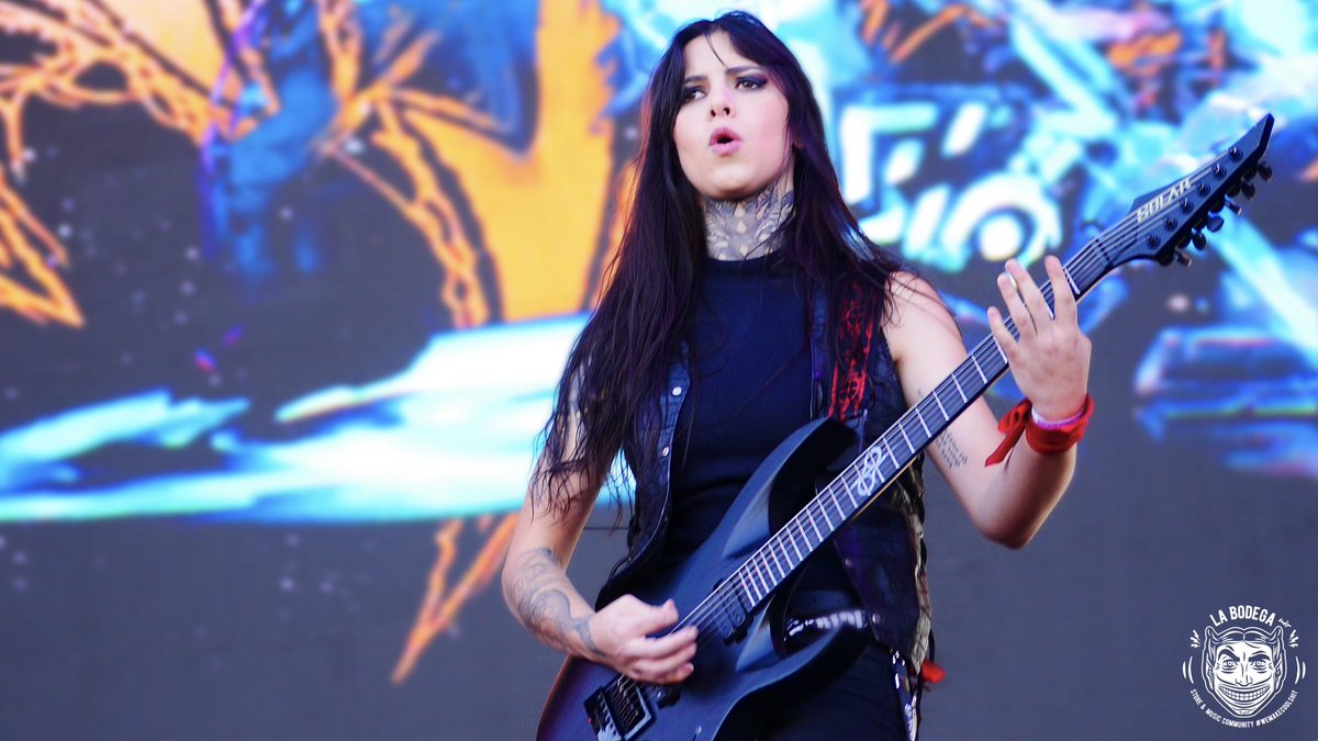 labodegauio's tweet image. #Cryptadearh con elementos de black metal han creado un sonido propio, el cual retumbó en el @Quitofest 2023 un concierto brutal lleno de virtuosismo y gritos infernales 👹🫶

Fotos: @francocadenadg 

#QuitoFeast20años #cryptadeath #Quitofest2023 #FundacionMusicaJoven #quitofest