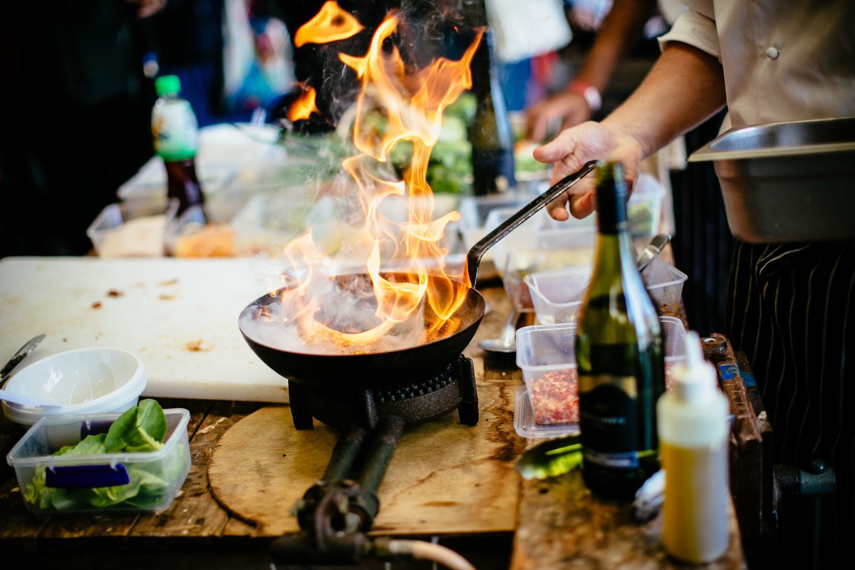 WineAndFoodWA's tweet photo. Watch incredible chefs and cooks at the City Kitchen at City Feast, as they prepare gourmet meals from the amazing produce across the state, made fresh in front of your eyes. 
Get your City Feast (previously City Wine) tickets here👉https://t.co/Tc93EMZpKJ
📸Amazing Albany https://t.co/skU2bnJJhx