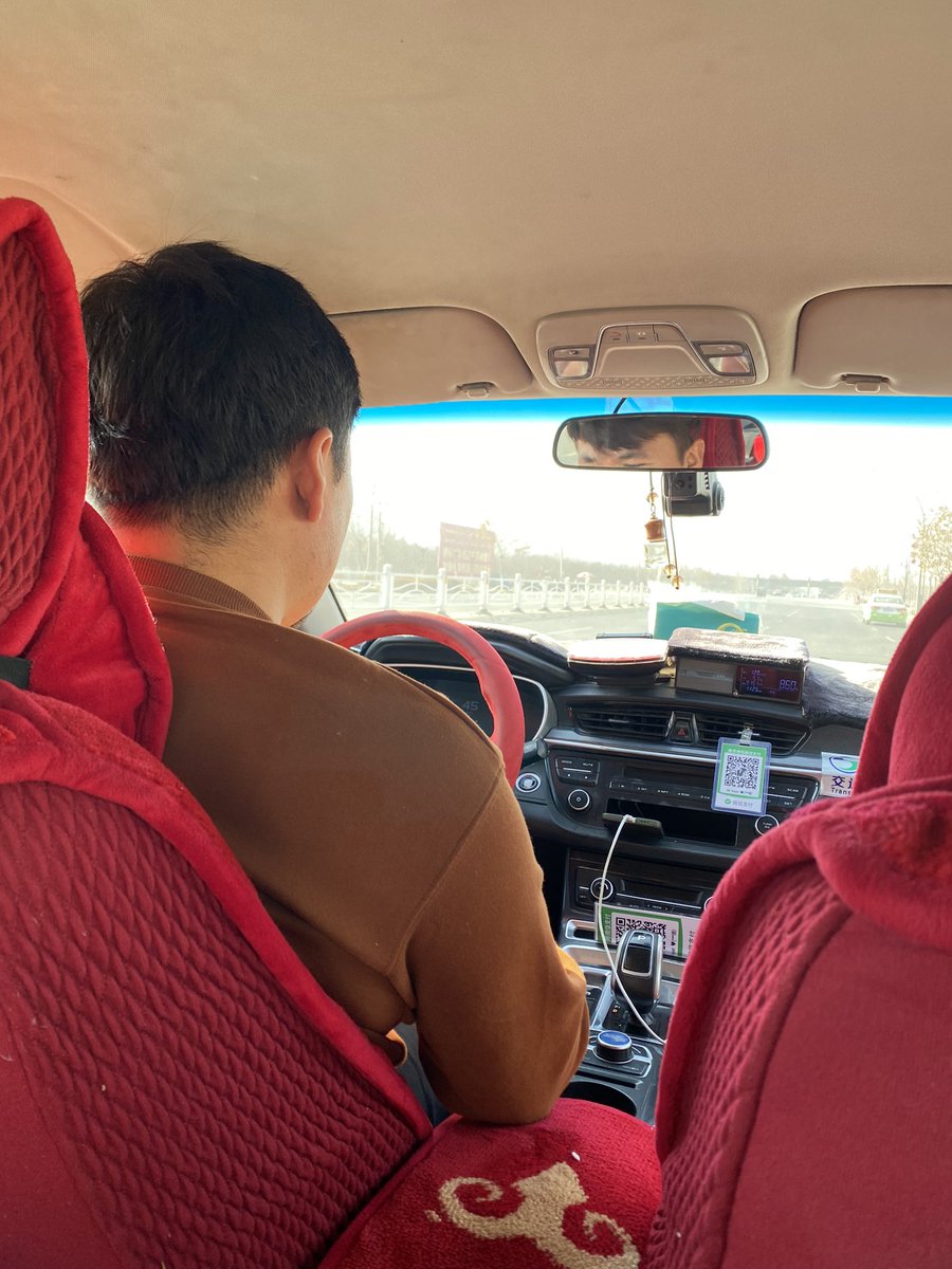 卢森堡老外安排价格微心11856811 高端外围真人真照见人付款极速安排.tvp